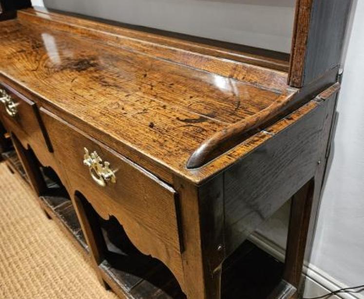 George III Oak Open Pot Board Dresser and Rack - Image 6