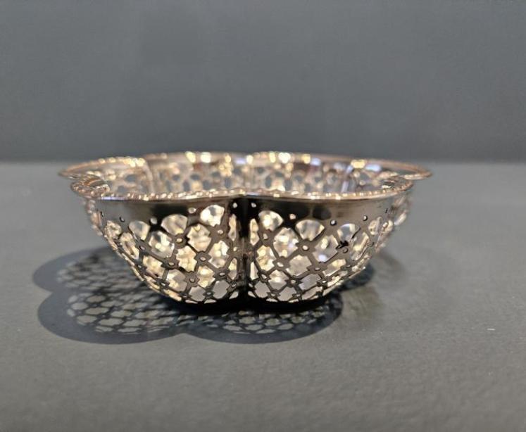 Edwardian Chester Silver Dish - Image 2