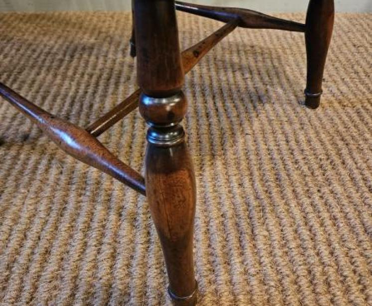 Georgian Yew Wood Windsor Chair - Image 4