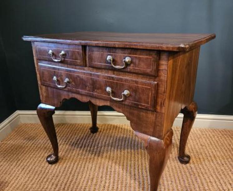 George I Walnut Lowboy - Image 1