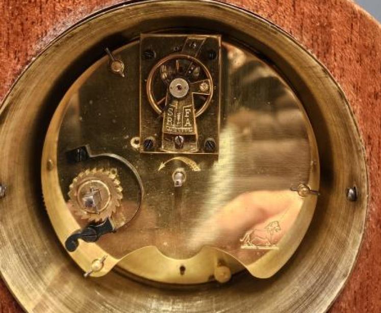 Edwardian Burr Yew Mantel Clock - Image 6