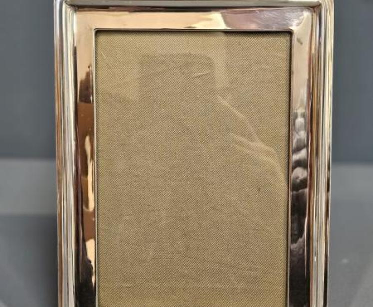 Silver Photo Frame - Image 1
