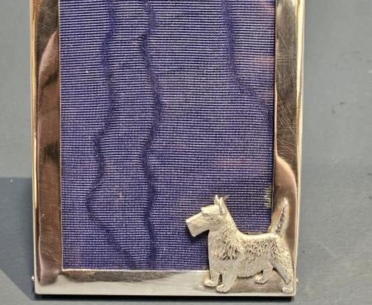 George V Silver Scottie Dog Motif Photo Frame - Image 1