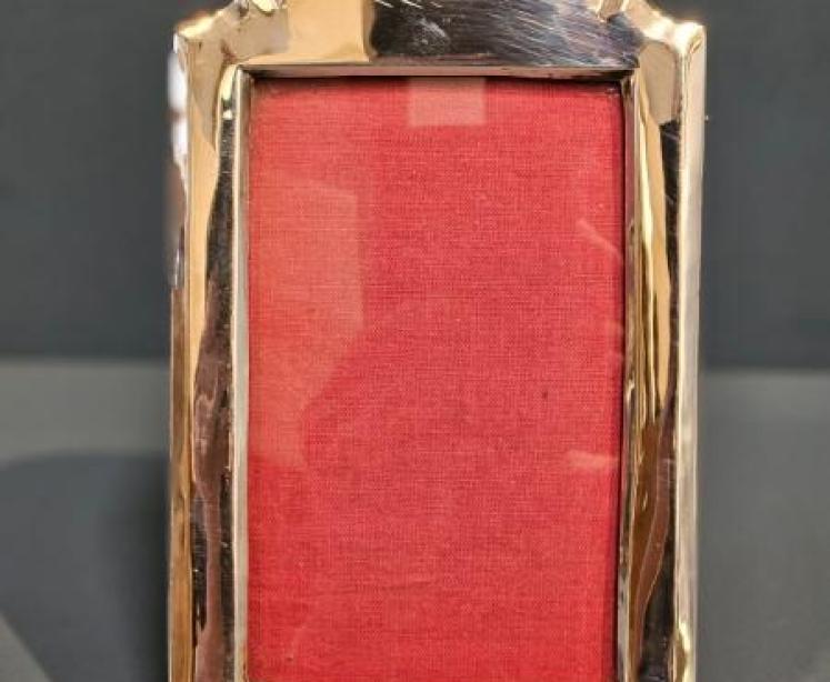 Immaculate George V Silver Photo Frame  - Image 1