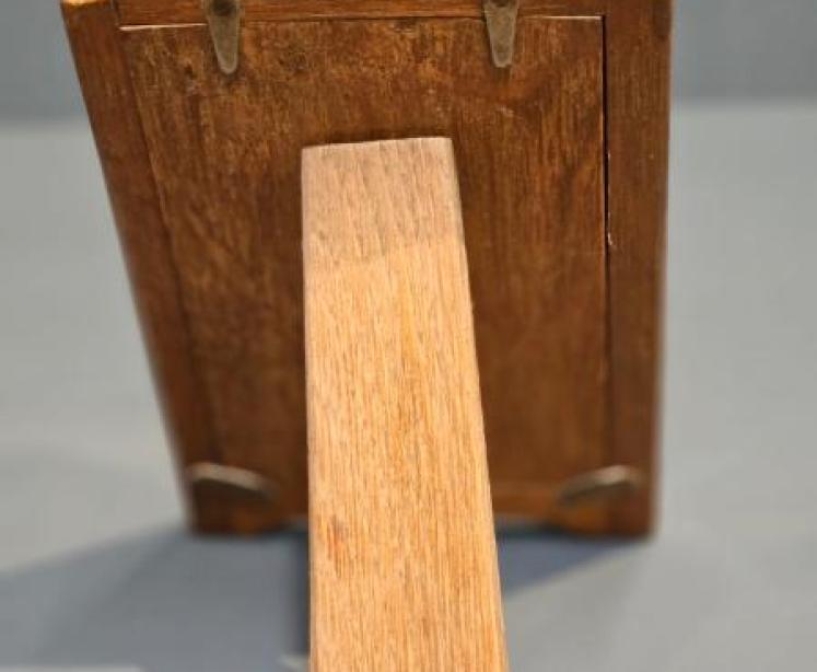 Immaculate George V Silver Photo Frame  - Image 4