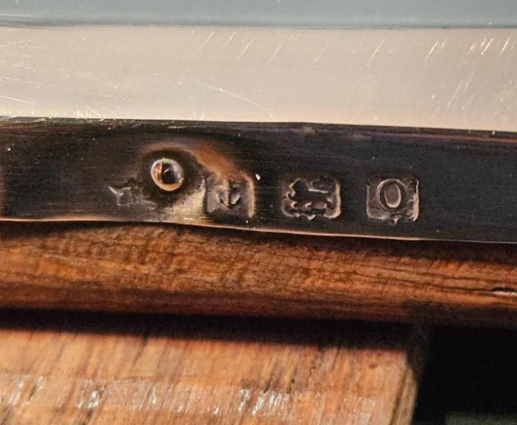 Immaculate George V Silver Photo Frame  - Image 6