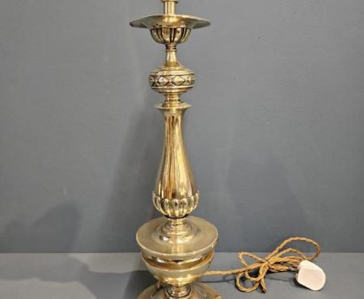 Large Edwardian Brass Table Lamp - Image 1