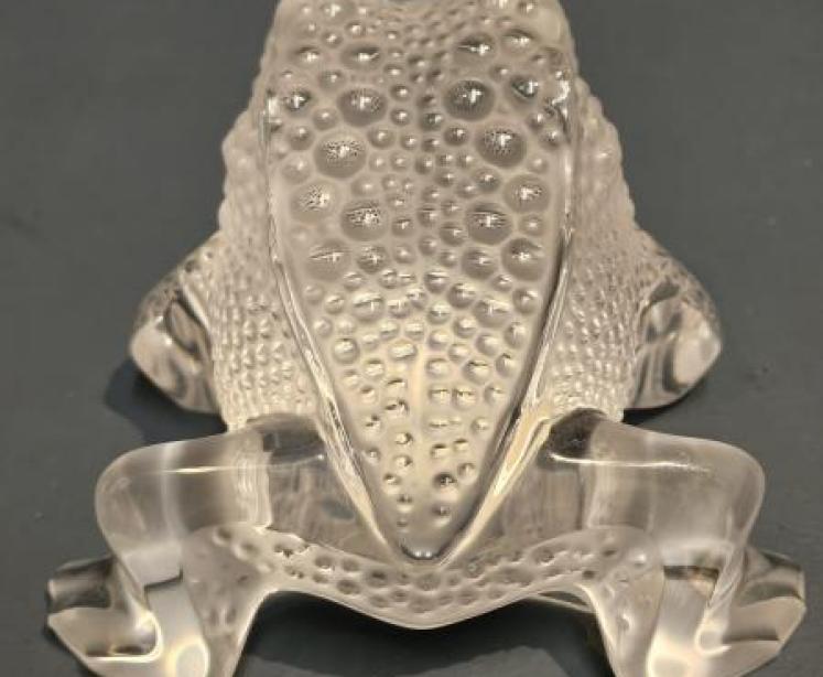 Lalique Sitting Toad - Image 5