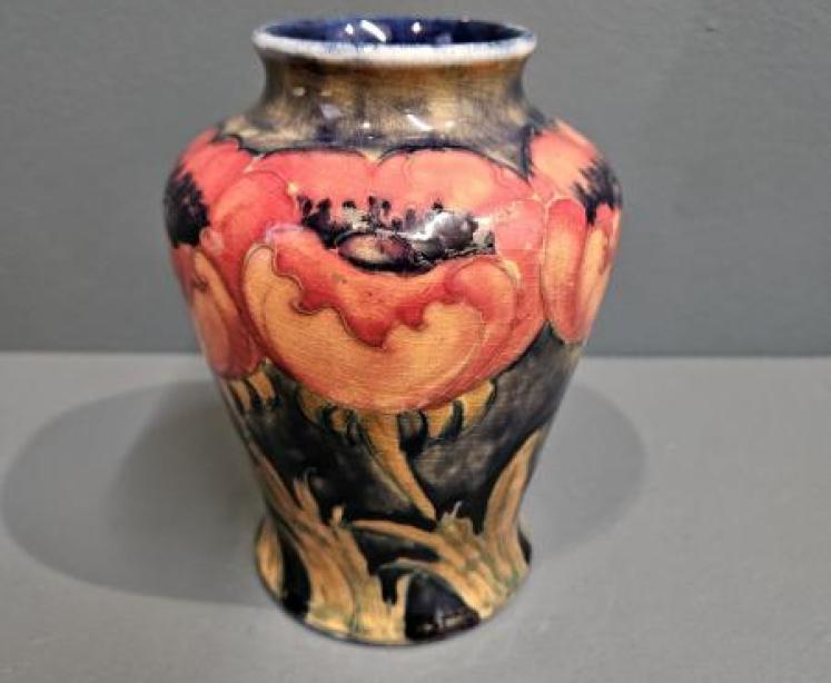 Early Moorcroft Big Poppy Vase - Image 1
