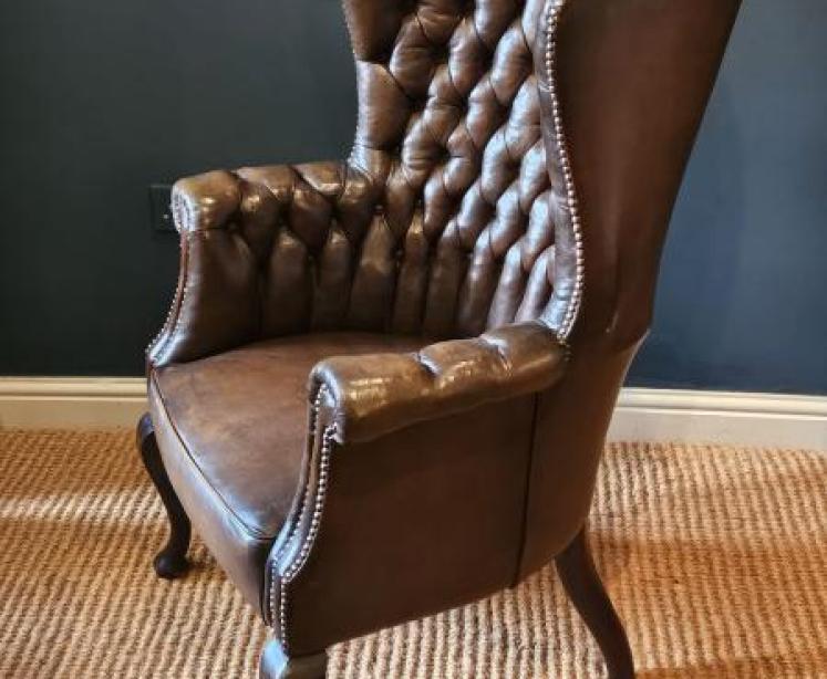 Superb Victorian Leather Button Back Arm Chair - Image 6