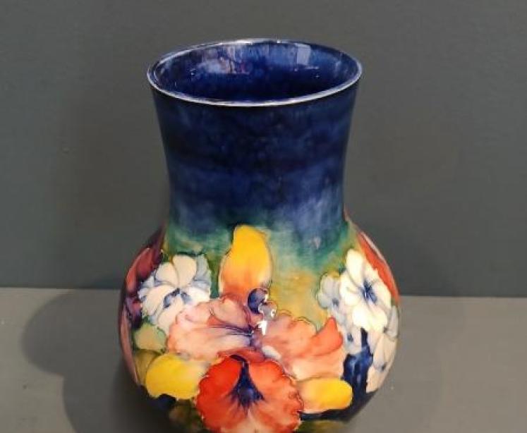 Moorcroft Slipper Orchid on Blue Ground Vase - Image 4