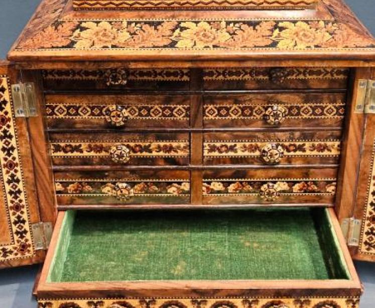 Outstanding Victorian Tunbridge Ware Box - Image 3