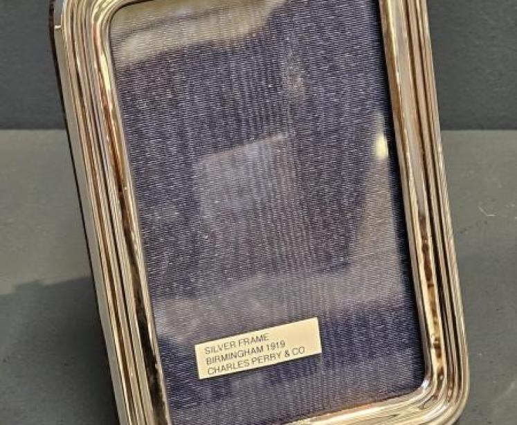 George V Silver Photo Frame - Image 2