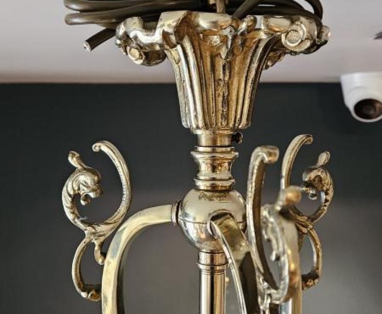 Outstanding Quality Edwardian Alabaster and Brass Chandelier - Image 2