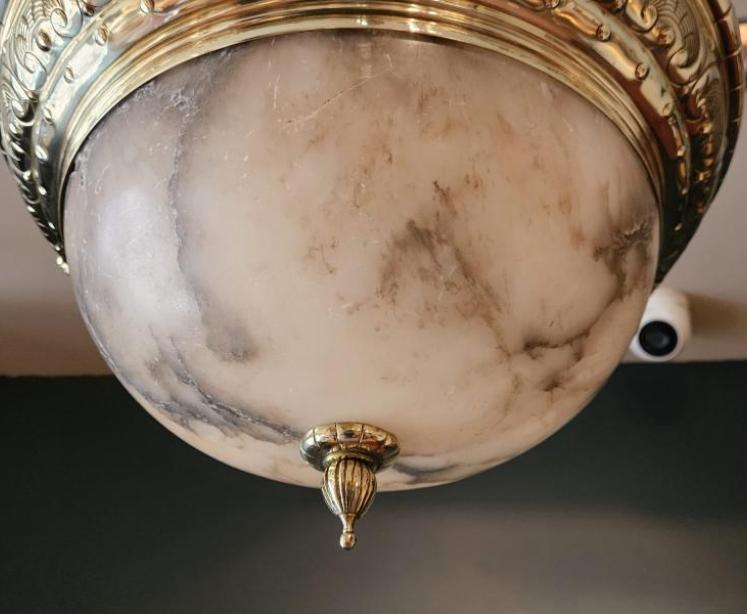Outstanding Quality Edwardian Alabaster and Brass Chandelier - Image 4
