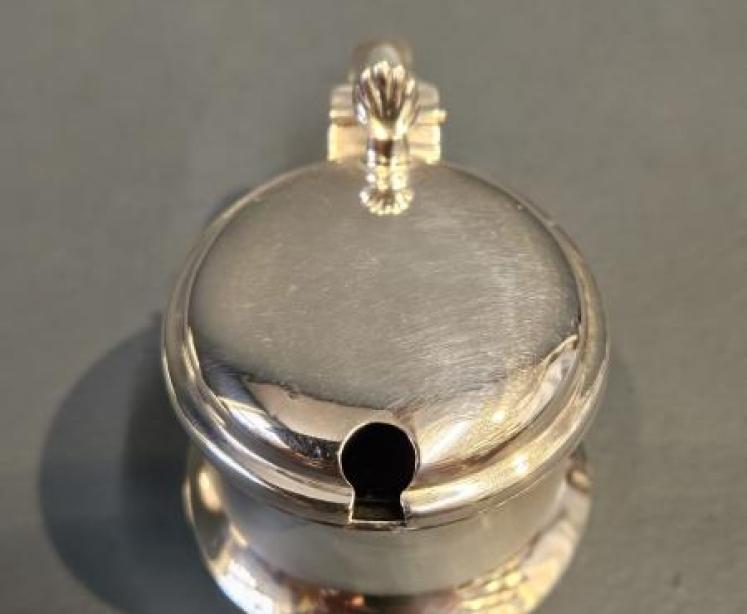 George V Silver Mustard Pot and Liner - Image 7