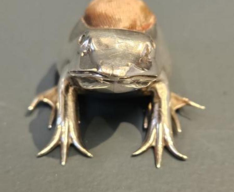 Edwardian Silver Frog Pin Cushion - Image 3