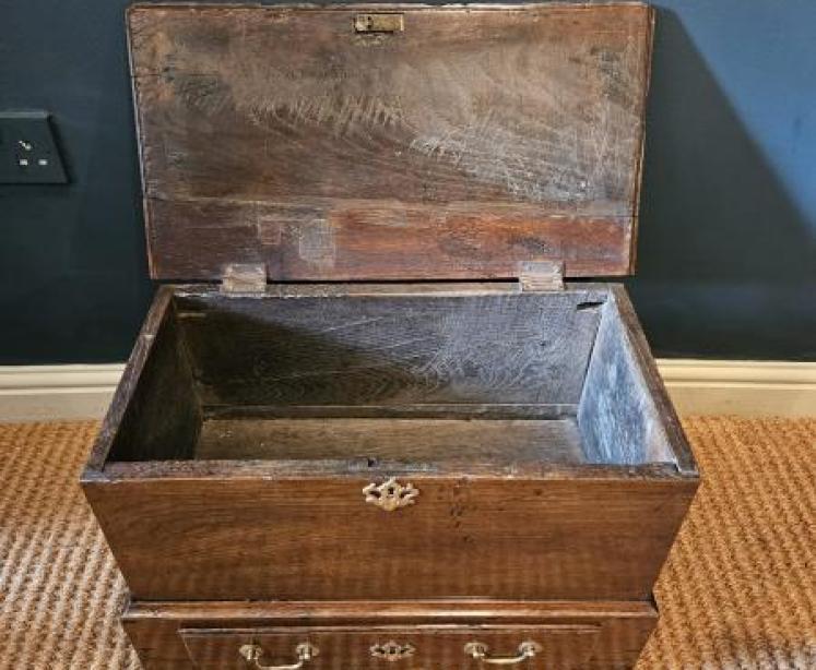 George III Oak Coffer Bach - Image 5