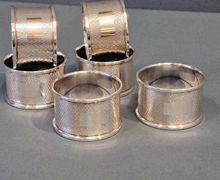 Set of Six Engine Turned Silver Napkin Rings - Image 2