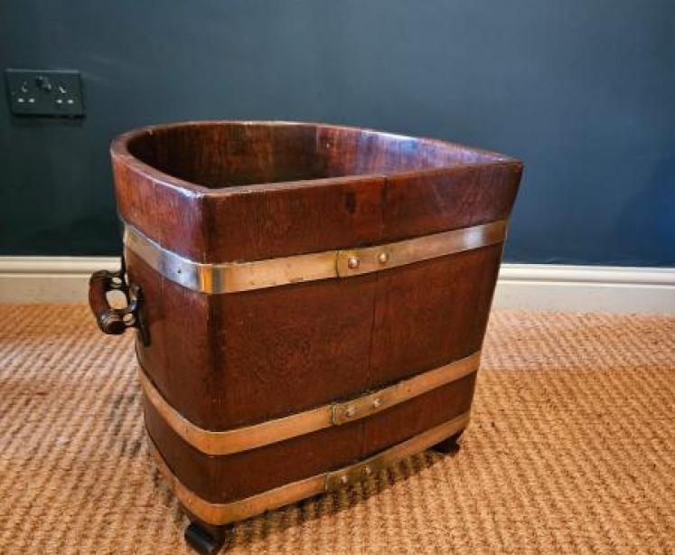Large Victorian Country House Log Bin - Image 7