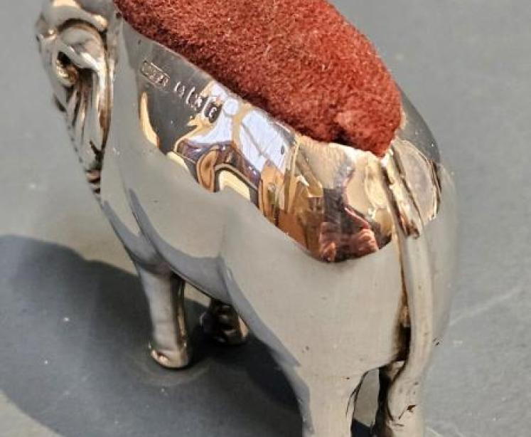 Large Edwardian Silver Elephant Pin Cushion - Image 5