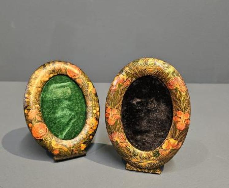 Pair of Kashmiri Photo Frames - Image 1