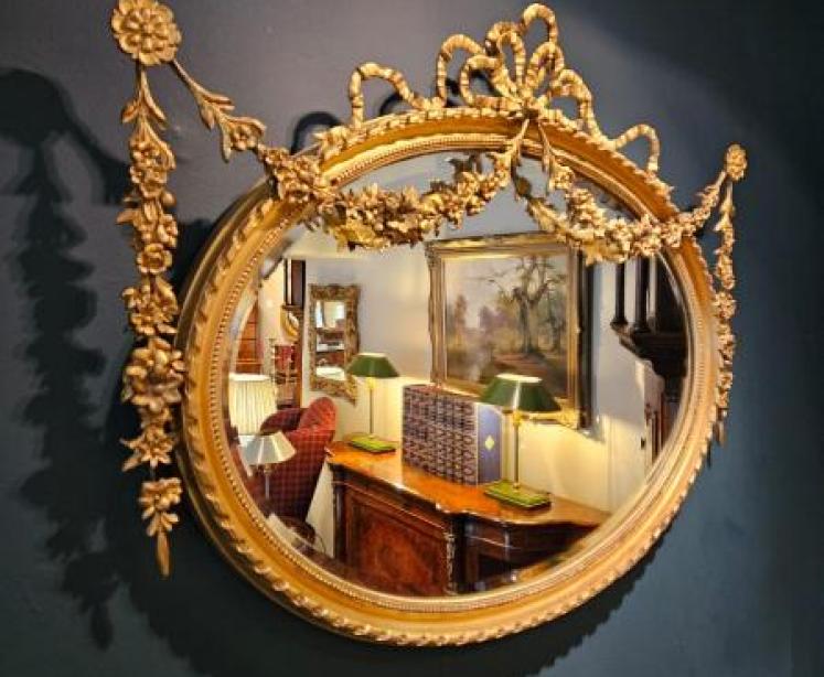 Superb Victorian Oval Timber Gilt Mirror - Image 3
