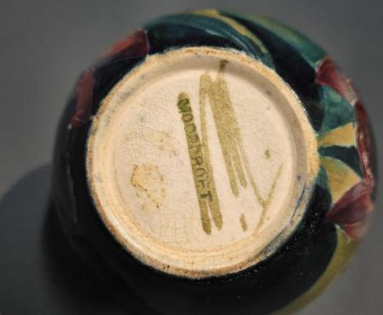 Small Early Moorcroft Orchid Vase - Image 4