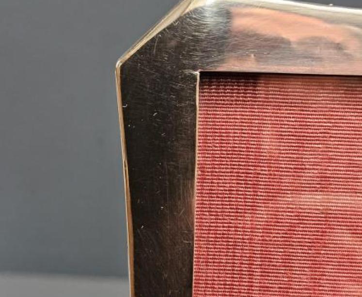 George V Swept Edge Silver Photo Frame - Image 3