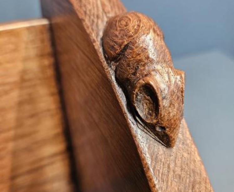 Thompsons of Kilburn Mouseman Book Trough  - Image 4