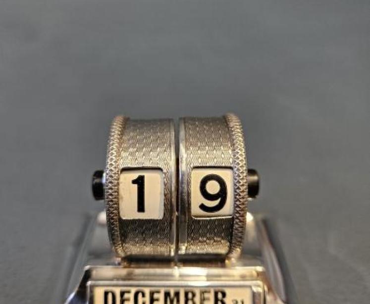 Engine Turned Silver Perpetual Desk Calendar - Image 1