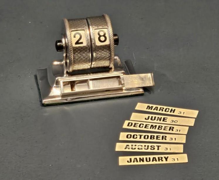 Engine Turned Silver Perpetual Desk Calendar - Image 7