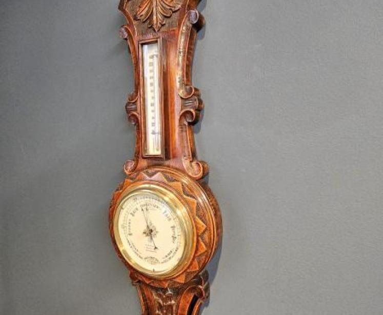 Small Victorian Carved Oak Banjo Barometer - Image 2