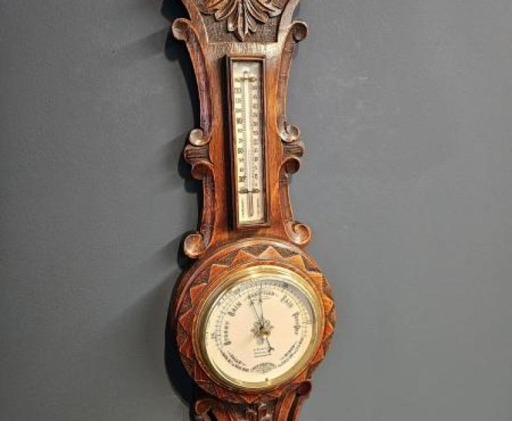 Small Victorian Carved Oak Banjo Barometer - Image 3