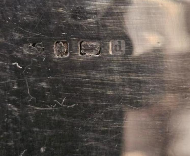 Unusual Knife Box Design Tea Caddy  - Image 5