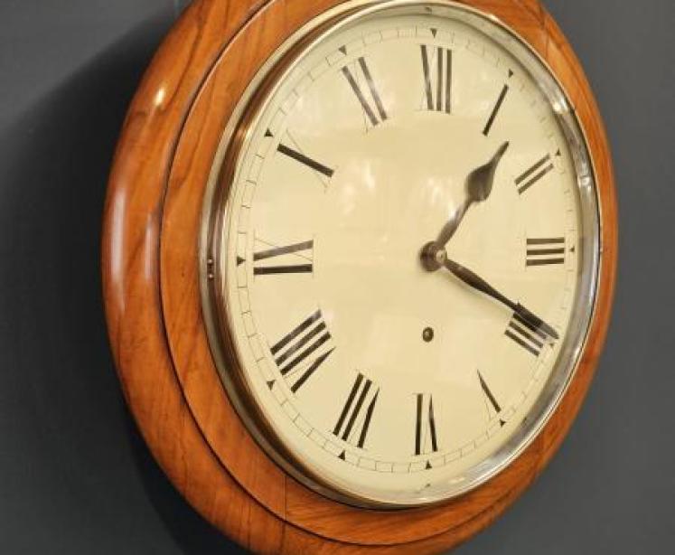 Edwardian Walnut Cased English Dial Clock - Image 4