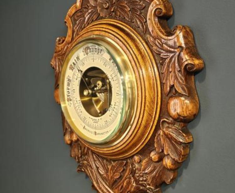 Superb Quality Victorian Carved Oak Barometer - Image 2