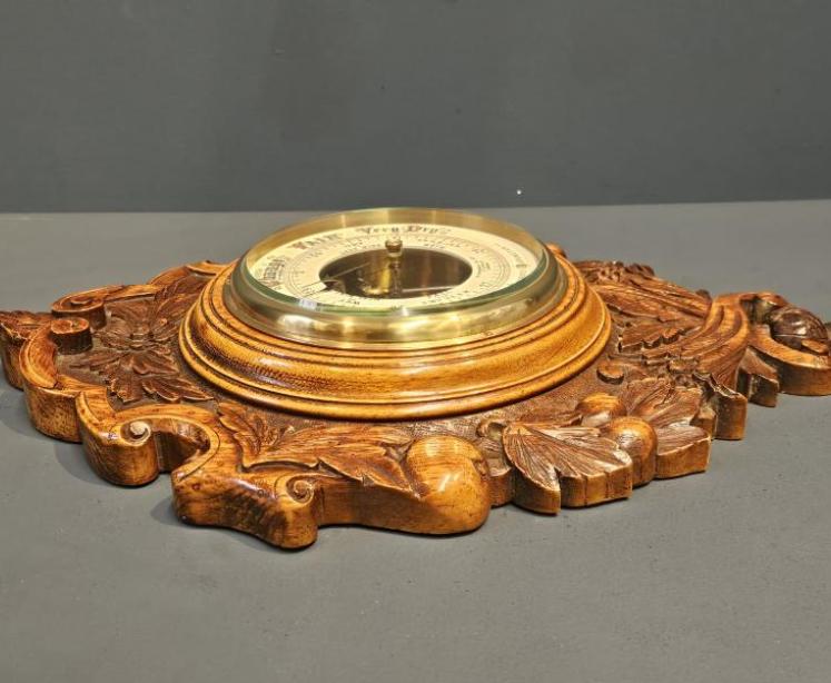 Superb Quality Victorian Carved Oak Barometer - Image 4