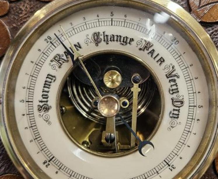 Small Carved Walnut Aneroid Barometer - Image 5