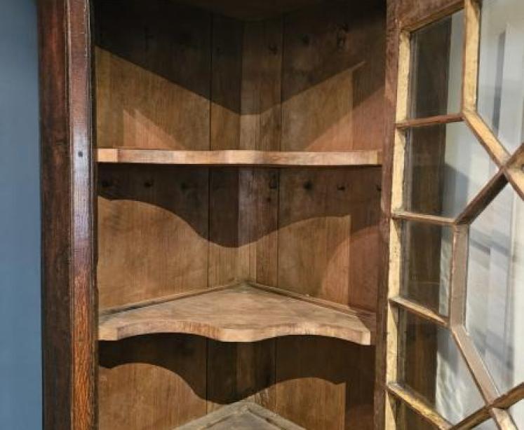 George III Oak Floor Standing Corner Cupboard - Image 4