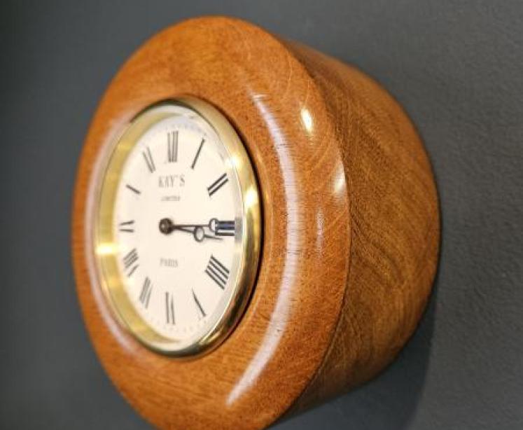 Rare Kays Paris Pork Pie Station Masters Clock - Image 3