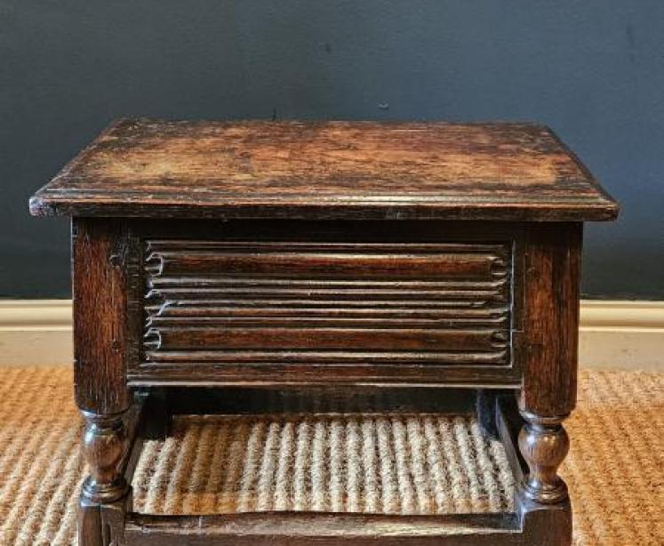 Early Oak Box Stool - Image 1