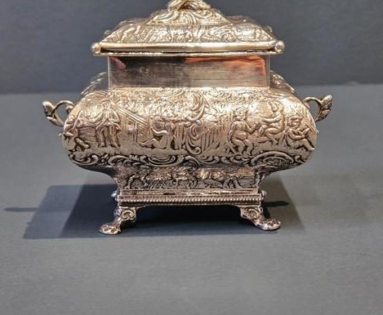Outstanding Victorian Dutch Sterling Silver Tea Caddy - Image 1