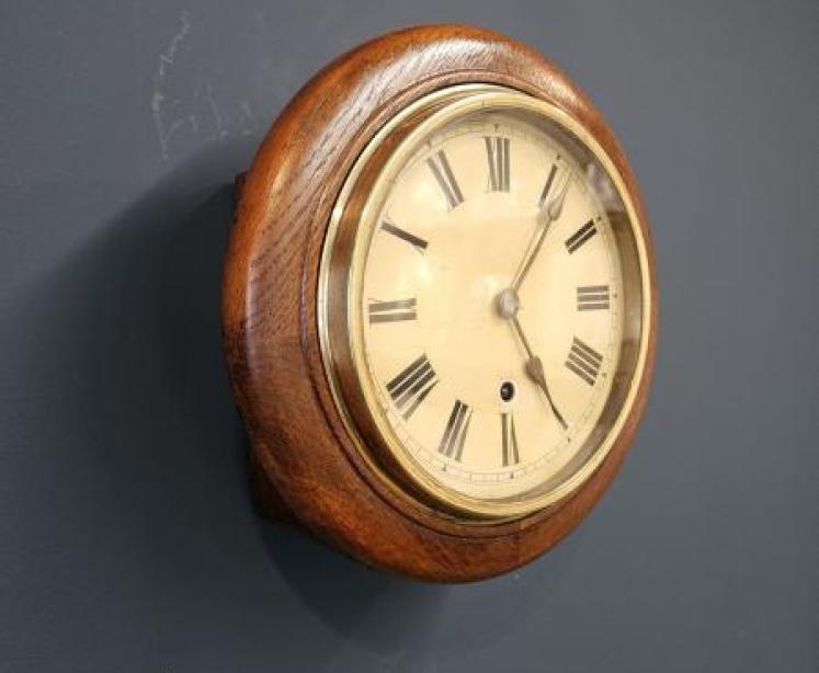 Late Victorian Oak Cased English Dial Clock - Image 4