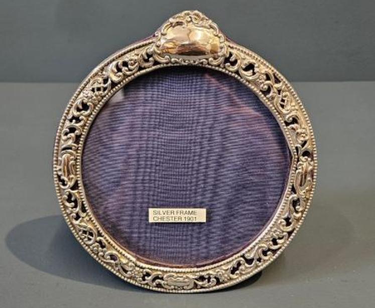 Victorian Embossed Chester Silver Photo Frame - Image 1