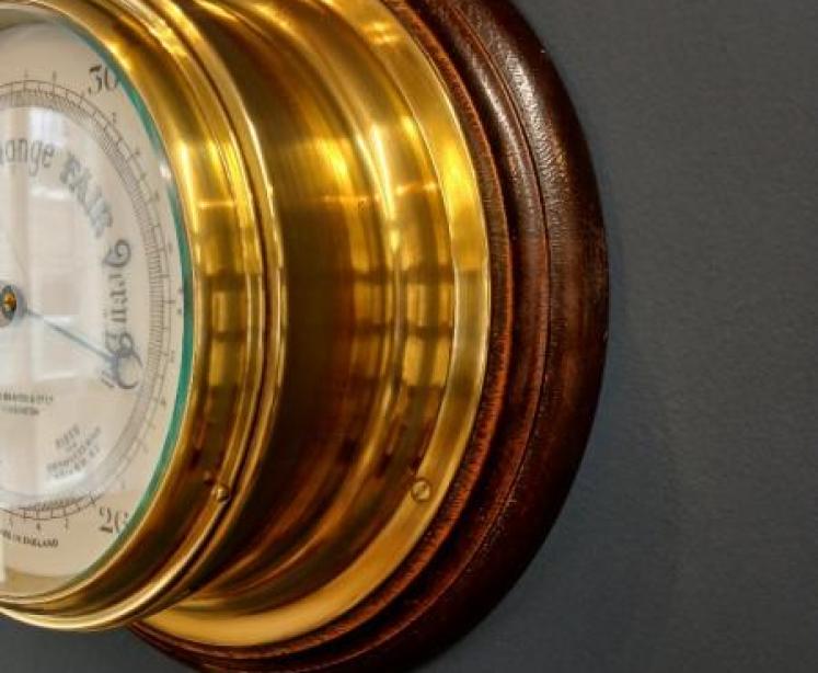 Victorian Barker of Kensington Bulkhead Barometer  - Image 5