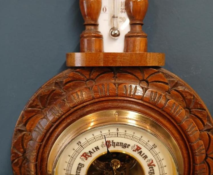 Victorian Walnut Pendant Banjo Barometer - Image 4