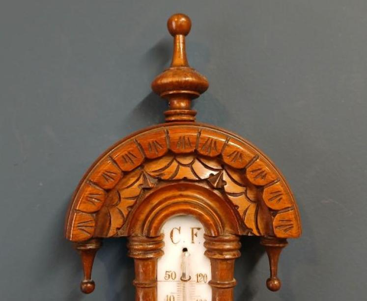 Victorian Walnut Pendant Banjo Barometer - Image 5