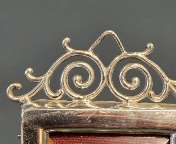 Pair of Small Victorian Silver Photo Frames - Image 6