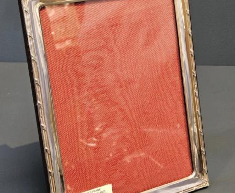 Silver Ribbon Border Photo Frame - Image 1